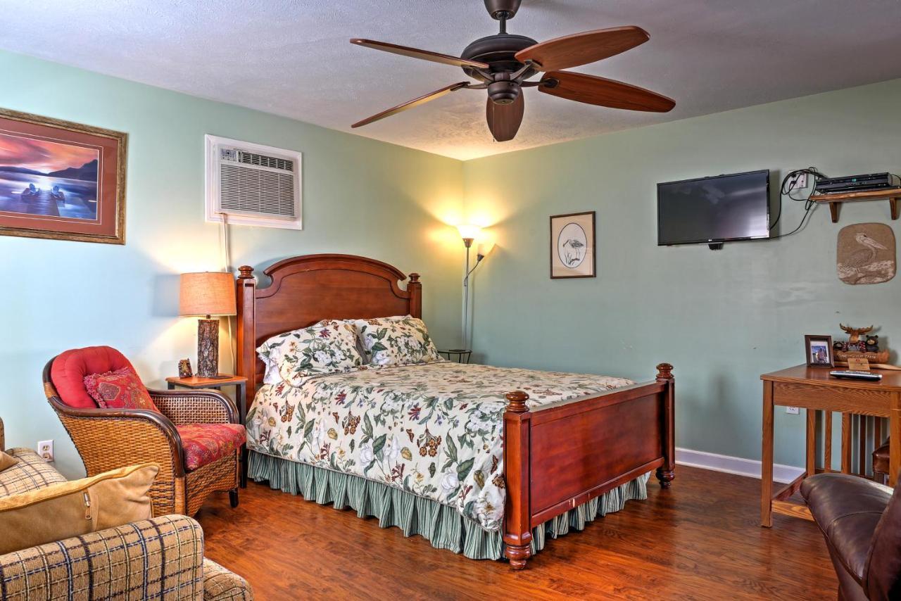 Holiday home Paradise Cove With Boathouse And Dock Guntersville